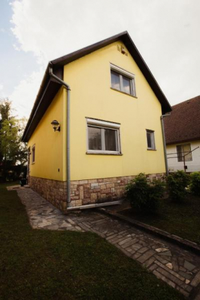 Szeven Apartman Balatonkenese